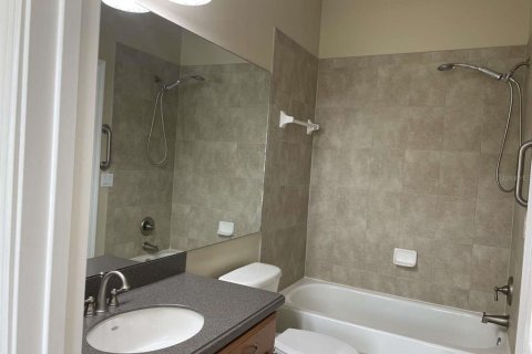Adosado en alquiler en Winter Haven, Florida, 2 dormitorios, 131.83 m2 № 1725001 - foto 14