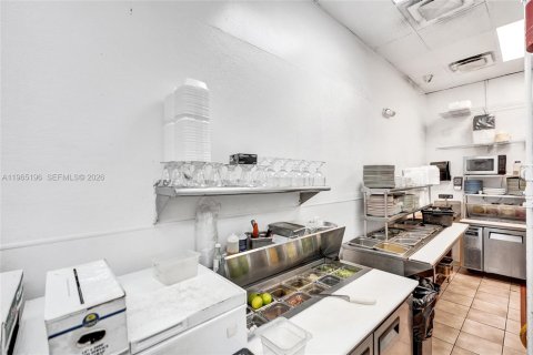 Commercial property in North Miami, Florida № 2081180 - photo 29