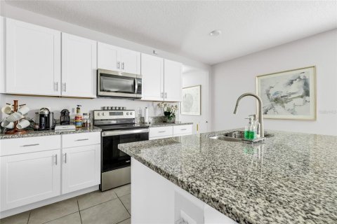 House in DeLand, Florida 3 bedrooms, 150.22 sq.m. № 1803337 - photo 10