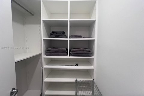 Copropriété à louer à Miami Beach, Floride: 49.7 m2 № 1985283 - photo 8