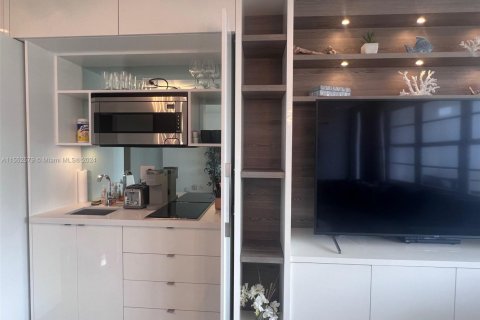 Copropriété à louer à Miami Beach, Floride: 49.7 m2 № 1985283 - photo 9