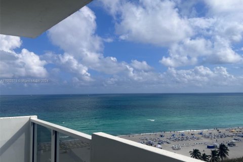 Copropriété à louer à Miami Beach, Floride: 49.7 m2 № 1985283 - photo 11