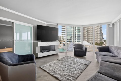 Condominio en alquiler en Sunny Isles Beach, Florida, 3 dormitorios, 196.95 m2 № 1990990 - foto 11