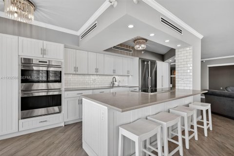 Condominio en alquiler en Sunny Isles Beach, Florida, 3 dormitorios, 196.95 m2 № 1990990 - foto 16