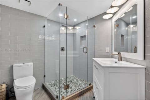 Condominio en alquiler en Sunny Isles Beach, Florida, 3 dormitorios, 196.95 m2 № 1990990 - foto 30