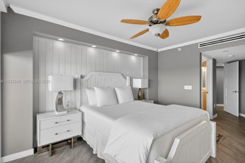 Condominio en alquiler en Sunny Isles Beach, Florida, 3 dormitorios, 196.95 m2 № 1990990 - foto 28