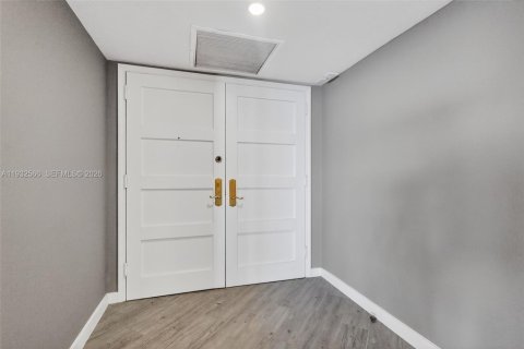 Condominio en alquiler en Sunny Isles Beach, Florida, 3 dormitorios, 196.95 m2 № 1990990 - foto 6