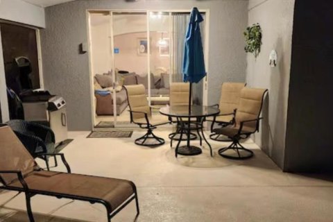 House in Kissimmee, Florida 4 bedrooms, 169.27 sq.m. № 2157154 - photo 22