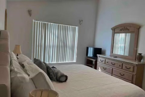 House in Kissimmee, Florida 4 bedrooms, 169.27 sq.m. № 2157154 - photo 24
