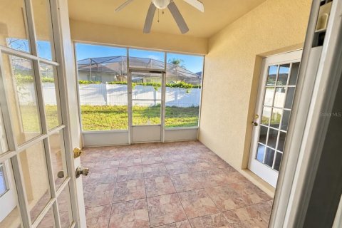 Casa en venta en Kissimmee, Florida, 4 dormitorios, 172.15 m2 № 2387483 - foto 16