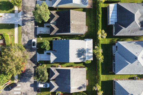 Купить виллу или дом в Хомстед, Флорида 2 спальни, 98.2м2, № 1979060 - фото 2