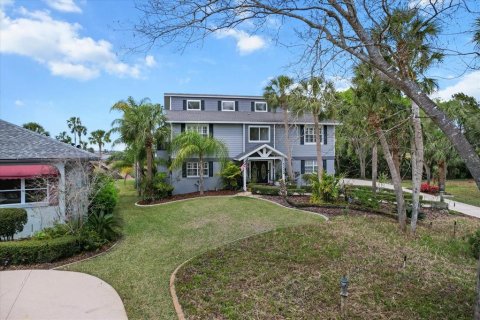 Casa en venta en Homosassa, Florida, 3 dormitorios, 249.16 m2 № 1614063 - foto 1