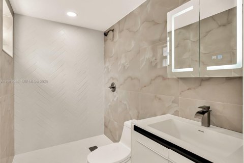 Villa ou maison à louer à Delray Beach, Floride: 2 chambres, 90.3 m2 № 2076557 - photo 30