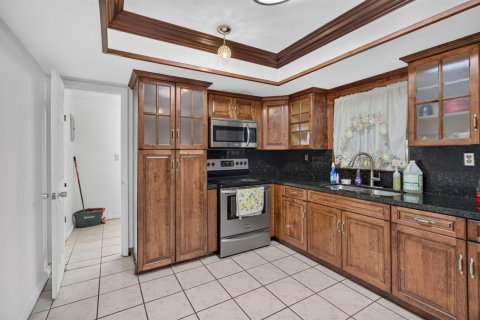 Villa ou maison à vendre à Miramar, Floride: 3 chambres, 154.03 m2 № 2398039 - photo 15