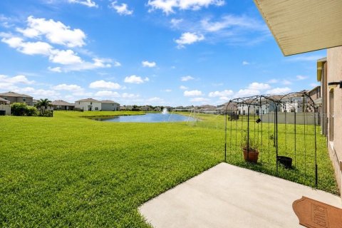Villa ou maison à vendre à Bradenton, Floride: 4 chambres, 208.84 m2 № 2348185 - photo 18