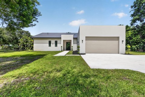 Villa ou maison à Lake Worth, Floride 4 chambres, 234.11 m2 № 2261284