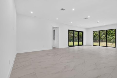 Villa ou maison à vendre à Lake Worth, Floride: 4 chambres, 234.11 m2 № 2261284 - photo 7