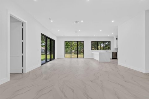 Villa ou maison à vendre à Lake Worth, Floride: 4 chambres, 234.11 m2 № 2261284 - photo 8