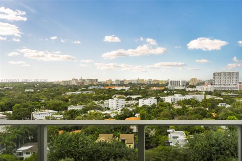 Condo in Miami, Florida, 3 bedrooms  № 2005064 - photo 26