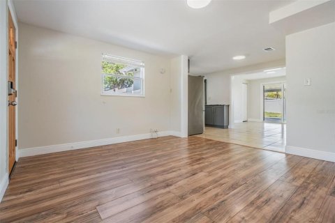 Villa ou maison à vendre à Largo, Floride: 2 chambres, 71.53 m2 № 1577562 - photo 13