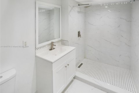 Townhouse in Miami, Florida 1 bedroom, 79.8 sq.m. № 1705901 - photo 10