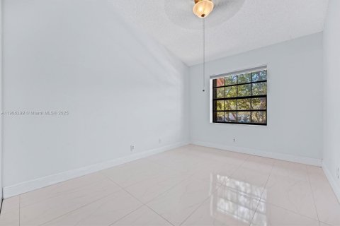 Condominio en venta en Plantation, Florida, 3 dormitorios, 128.21 m2 № 1963575 - foto 19