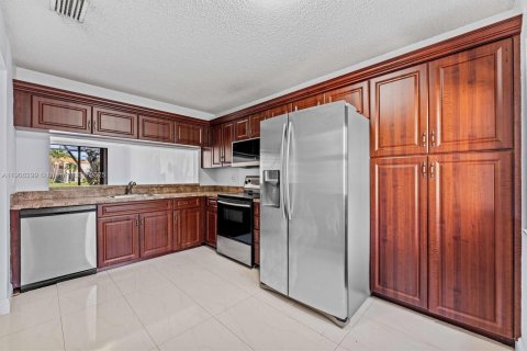 Condominio en venta en Plantation, Florida, 3 dormitorios, 128.21 m2 № 1963575 - foto 9