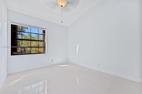 Condominio en venta en Plantation, Florida, 3 dormitorios, 128.21 m2 № 1963575 - foto 21