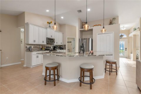 House in Port Charlotte, Florida 4 bedrooms, 209.87 sq.m. № 1609335 - photo 13
