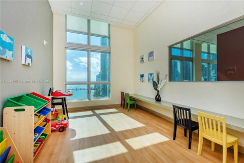 Купить кондоминиум в Майами, Флорида 1 спальня, 68.1м2, № 1985028 - фото 26