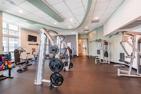 Купить кондоминиум в Майами, Флорида 1 спальня, 68.1м2, № 1985028 - фото 25