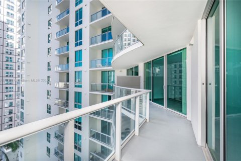 Купить кондоминиум в Майами, Флорида 1 спальня, 68.1м2, № 1985028 - фото 17