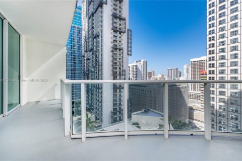 Купить кондоминиум в Майами, Флорида 1 спальня, 68.1м2, № 1985028 - фото 20