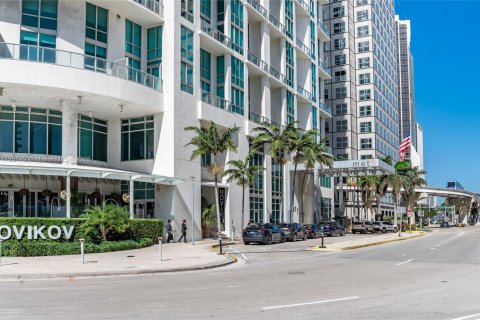 Купить кондоминиум в Майами, Флорида 1 спальня, 68.1м2, № 1985028 - фото 30