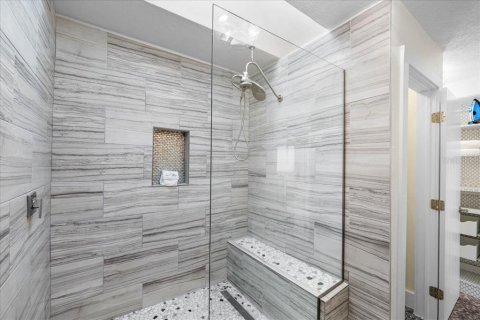 House in Hernando Beach, Florida 2 bedrooms, 129.32 sq.m. № 2120009 - photo 27