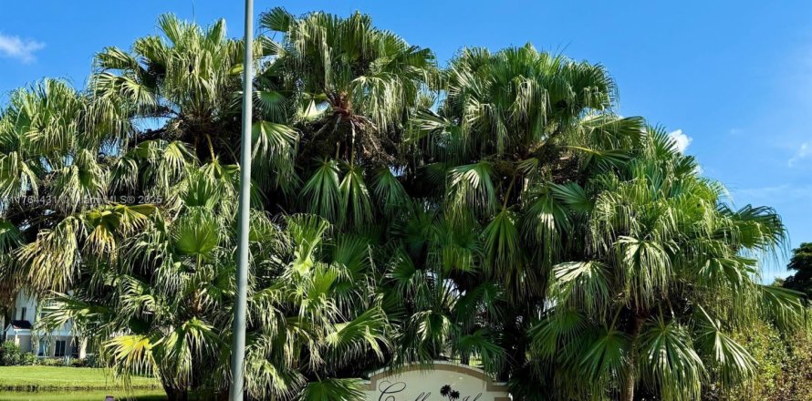 Condominio en Boynton Beach, Florida, 1 dormitorio № 1696227