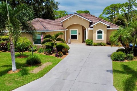 Casa en Osprey, Florida 4 dormitorios, 205.96 m2 № 2142268