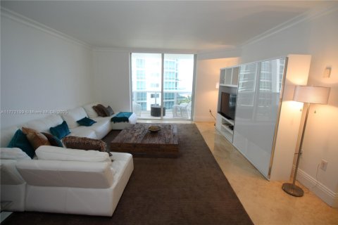 Copropriété à vendre à Bal Harbour, Floride: 2 chambres, 98.1 m2 № 1867904 - photo 5