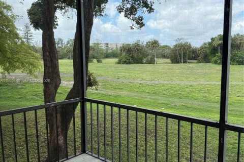 Condominio en venta en Lauderhill, Florida, 2 dormitorios № 2056815 - foto 17