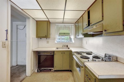 Condo in Sunrise, Florida, 2 bedrooms  № 1764319 - photo 6