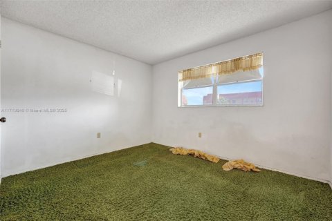 Condo in Sunrise, Florida, 2 bedrooms  № 1764319 - photo 16