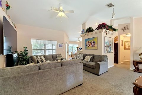 House in Dunnellon, Florida 3 bedrooms, 145.95 sq.m. № 2104766 - photo 6