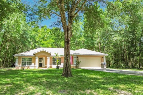 House in Dunnellon, Florida 3 bedrooms, 145.95 sq.m. № 2104766 - photo 2