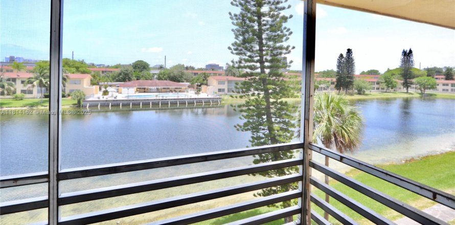 Condo à Aventura, Floride, 1 chambre № 1763092