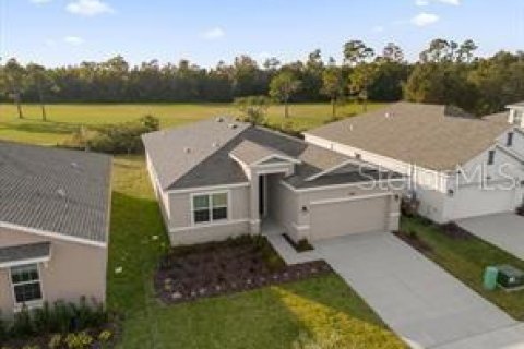 Appartement à louer à Kissimmee, Floride: 1 chambre, 60.39 m2 № 2156180 - photo 2