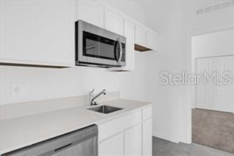 Appartement à louer à Kissimmee, Floride: 1 chambre, 60.39 m2 № 2156180 - photo 6