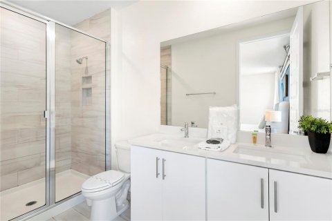 Touwnhouse à vendre à Kissimmee, Floride: 3 chambres, 154.12 m2 № 2226463 - photo 24