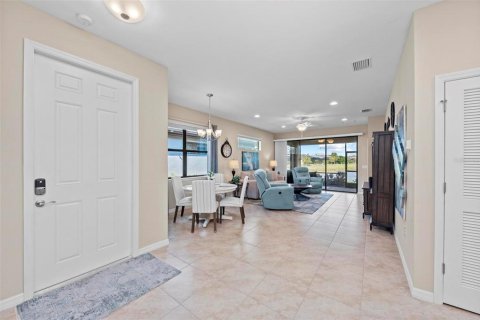 House in Venice, Florida 2 bedrooms, 140.75 sq.m. № 1915693 - photo 6