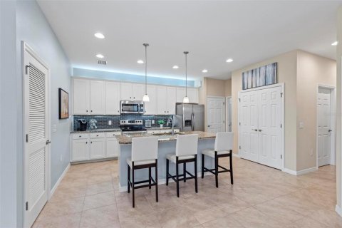 House in Venice, Florida 2 bedrooms, 140.75 sq.m. № 1915693 - photo 14