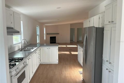 Apartment in Ocala, Florida 3 bedrooms, 156.08 sq.m. № 1870747 - photo 2
